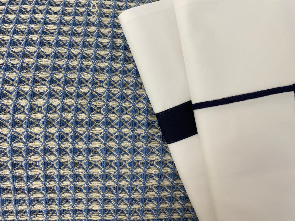 Astral waffle bedspread in Blue