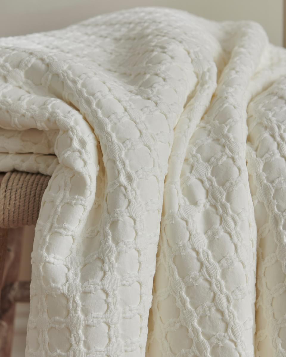 Lyra cotton bedspread