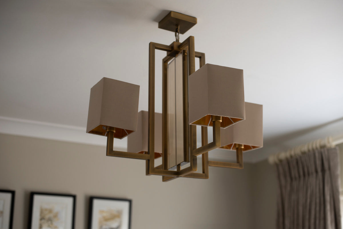 Laik Chandelier