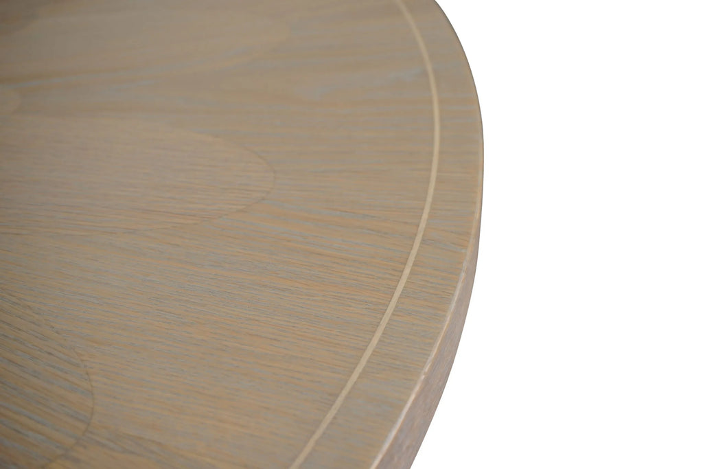 Kensley Oak Round Table